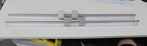 Linear round rail guide - linear, w